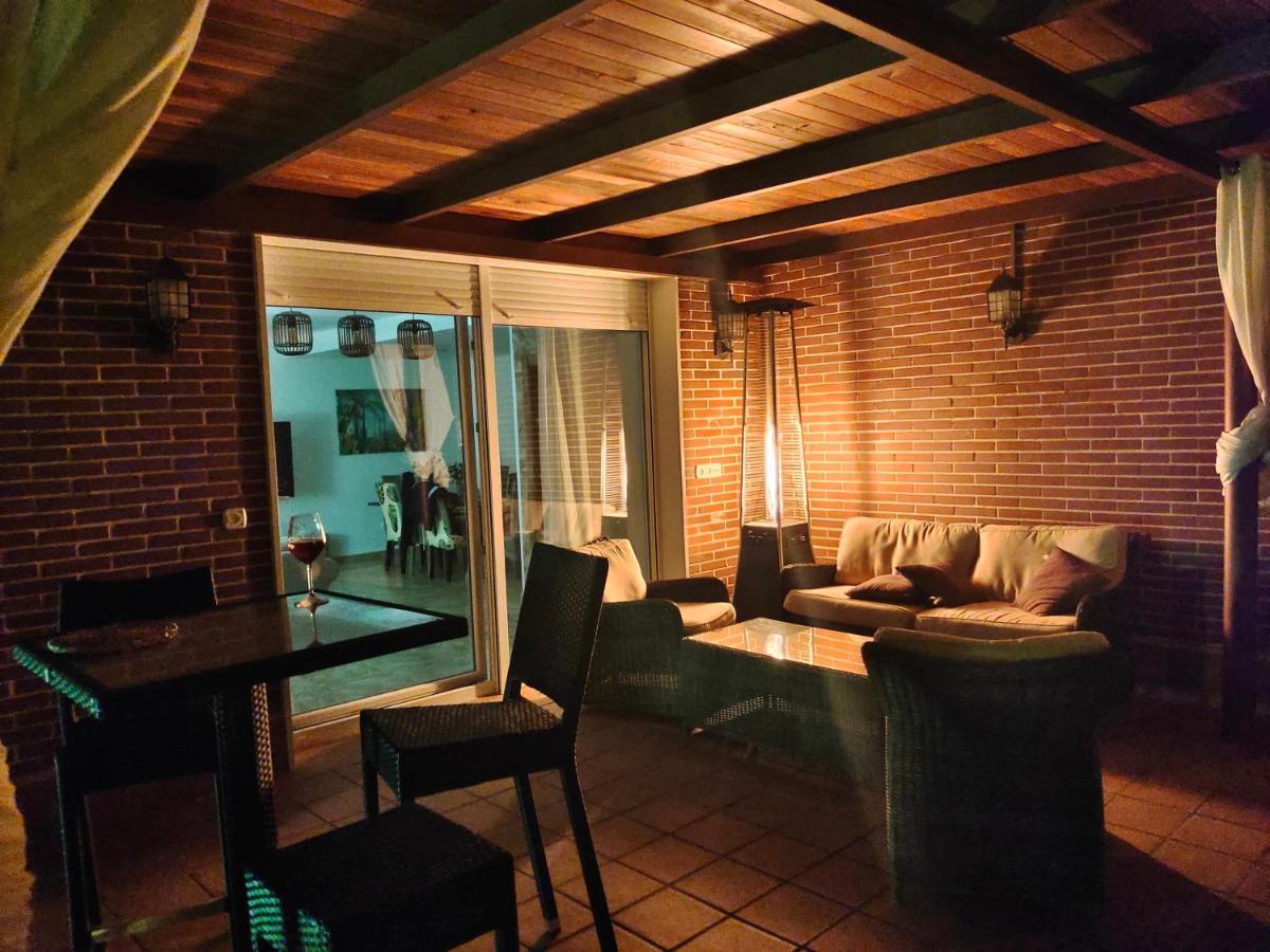 Lia Y El Pinar Guest House Olias del Rey Luaran gambar